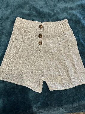Timing Light Gray Cable-Knit High Waist Shorts